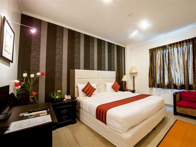 City Centre Hotel Phnom Penh Exterior foto