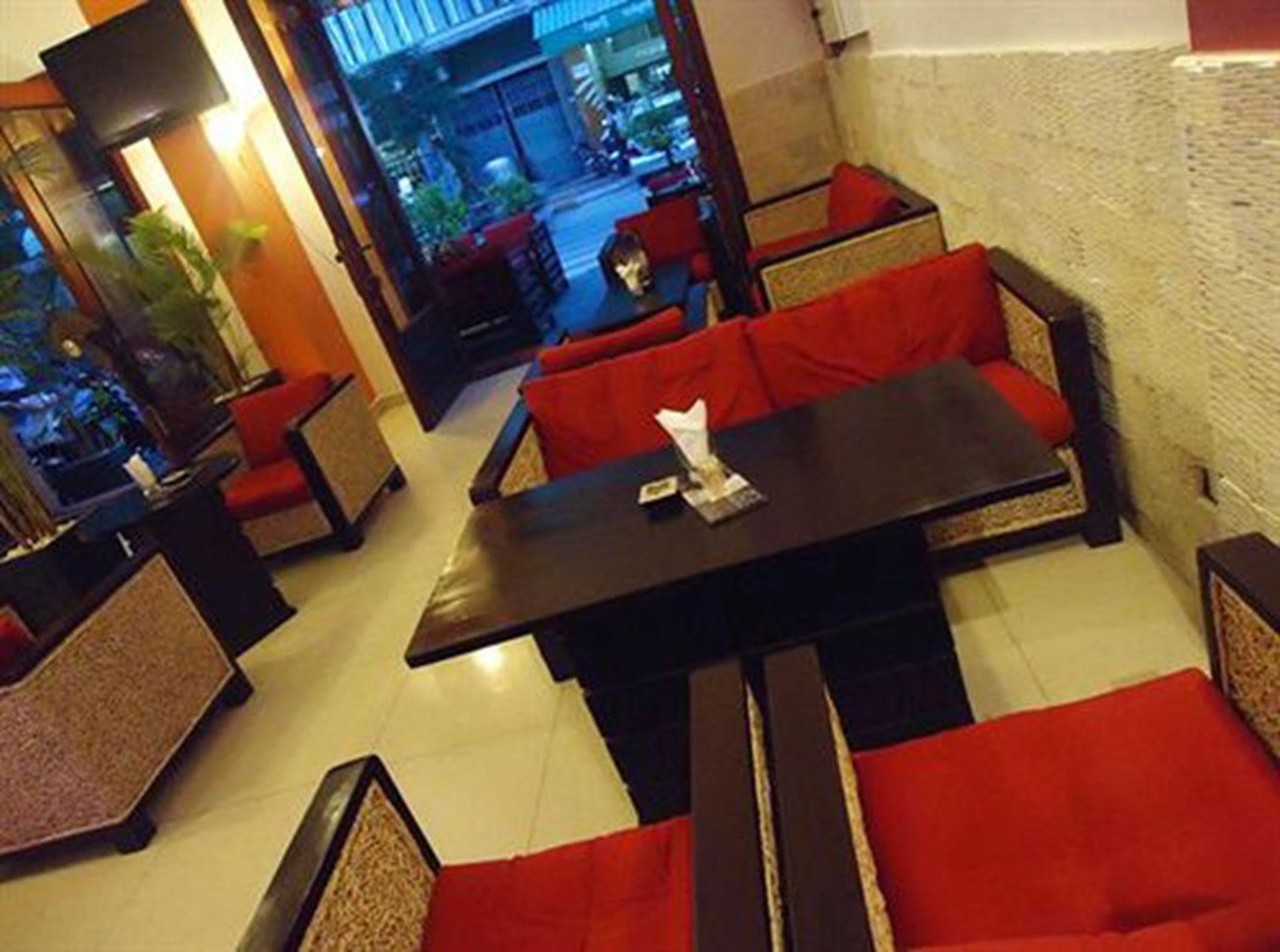 City Centre Hotel Phnom Penh Exterior foto